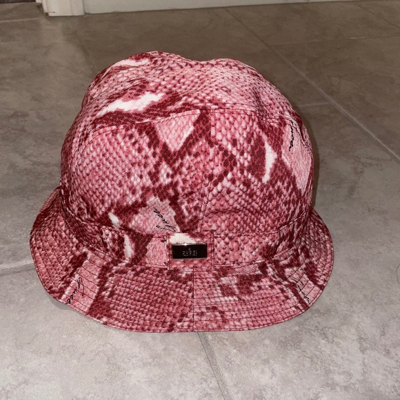 VINTAGE GUCCI By Tom Ford Rare! Y2K Bucket Hat SnakeSkin Print Size S - Picture 1 of 10
